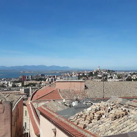 Il Sentiero Di Iolanda * Κάλιαρι