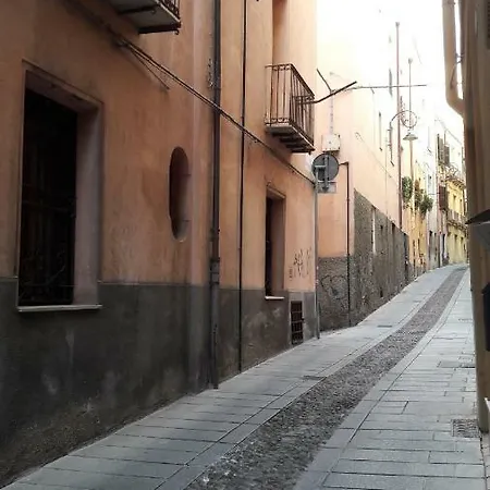 Il Sentiero Di Iolanda Bed & Breakfast *