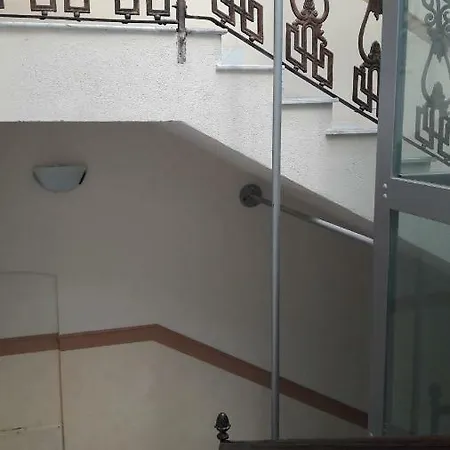 Il Sentiero Di Iolanda Cagliari